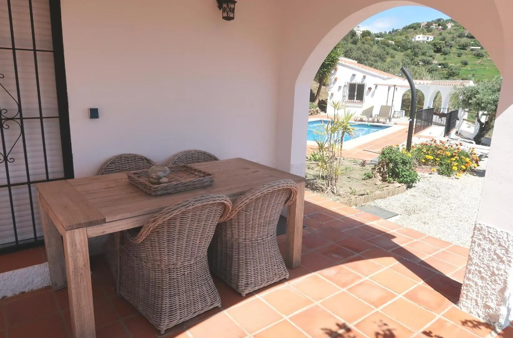 Villa Lantana Sayalonga 0*,