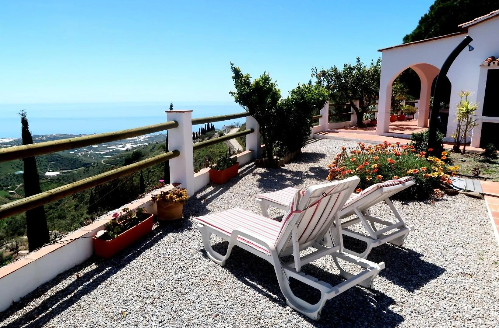 Villa Lantana Sayalonga Spain